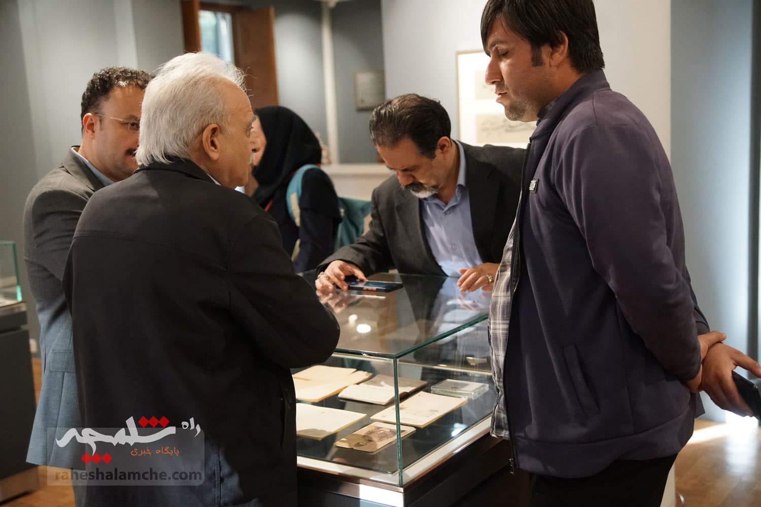 نمایشگاه آثار استاد «عمادالکتاب» افتتاح شد +تصاویر — تصویر 25