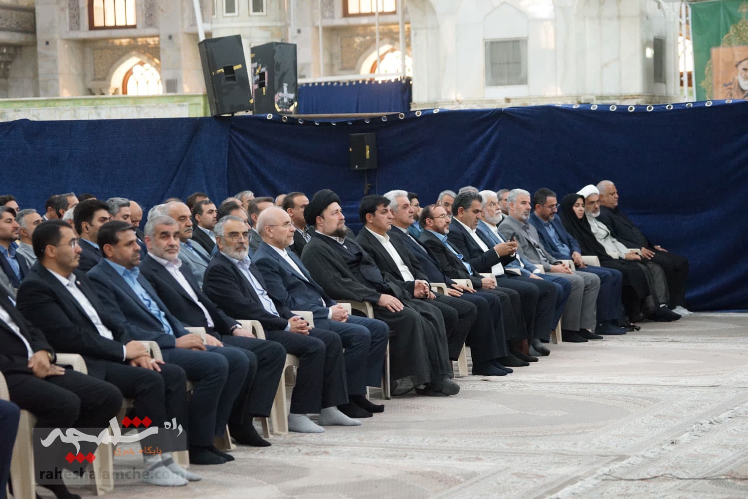 حضور نمایندگان مجلس در حرم امام خمینی(ره) +تصاویر — تصویر 16