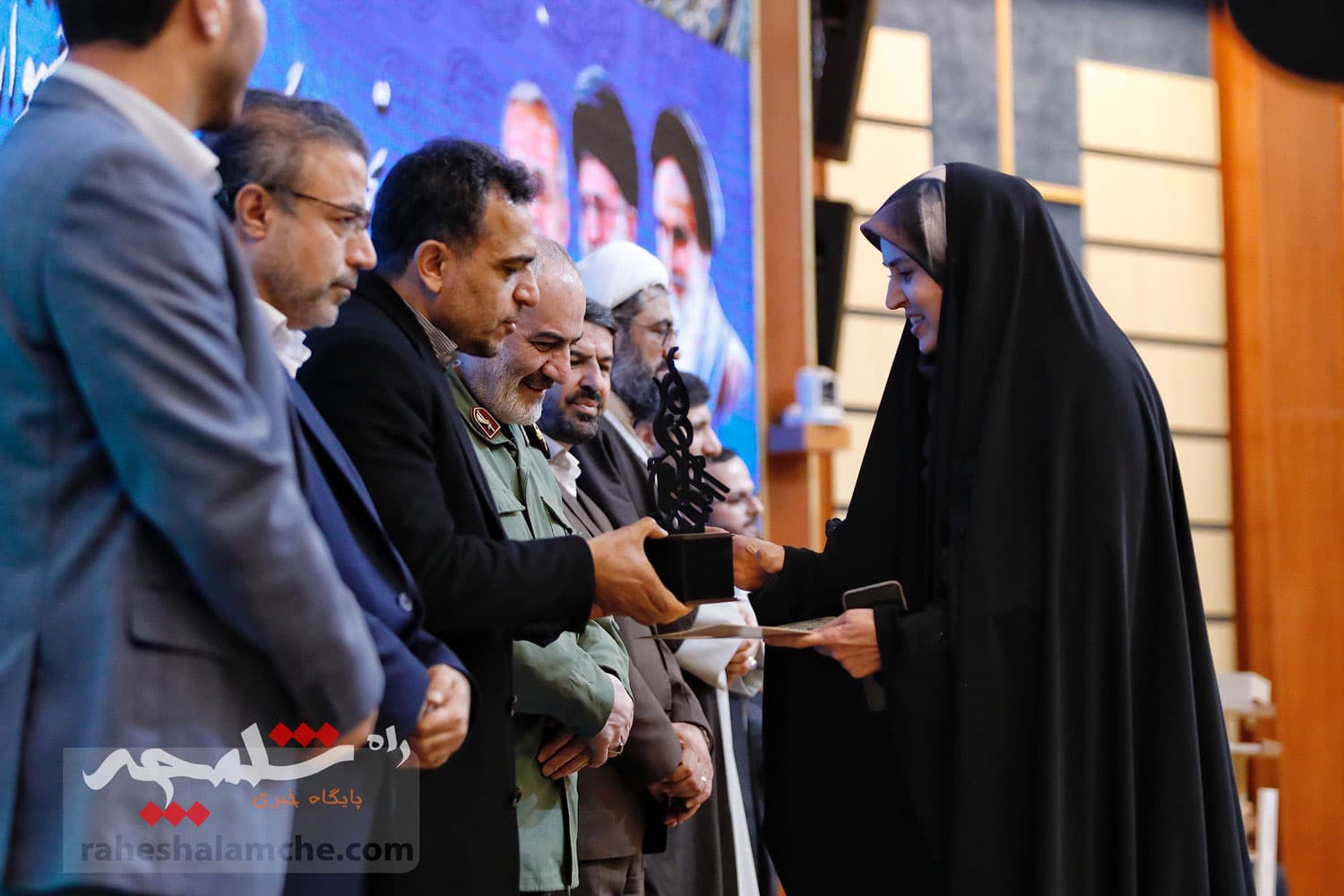 گردهمایی بزرگ فعالان فضای مجازی استان همدان با حضور طحاننظیف +تصاویر — تصویر 25