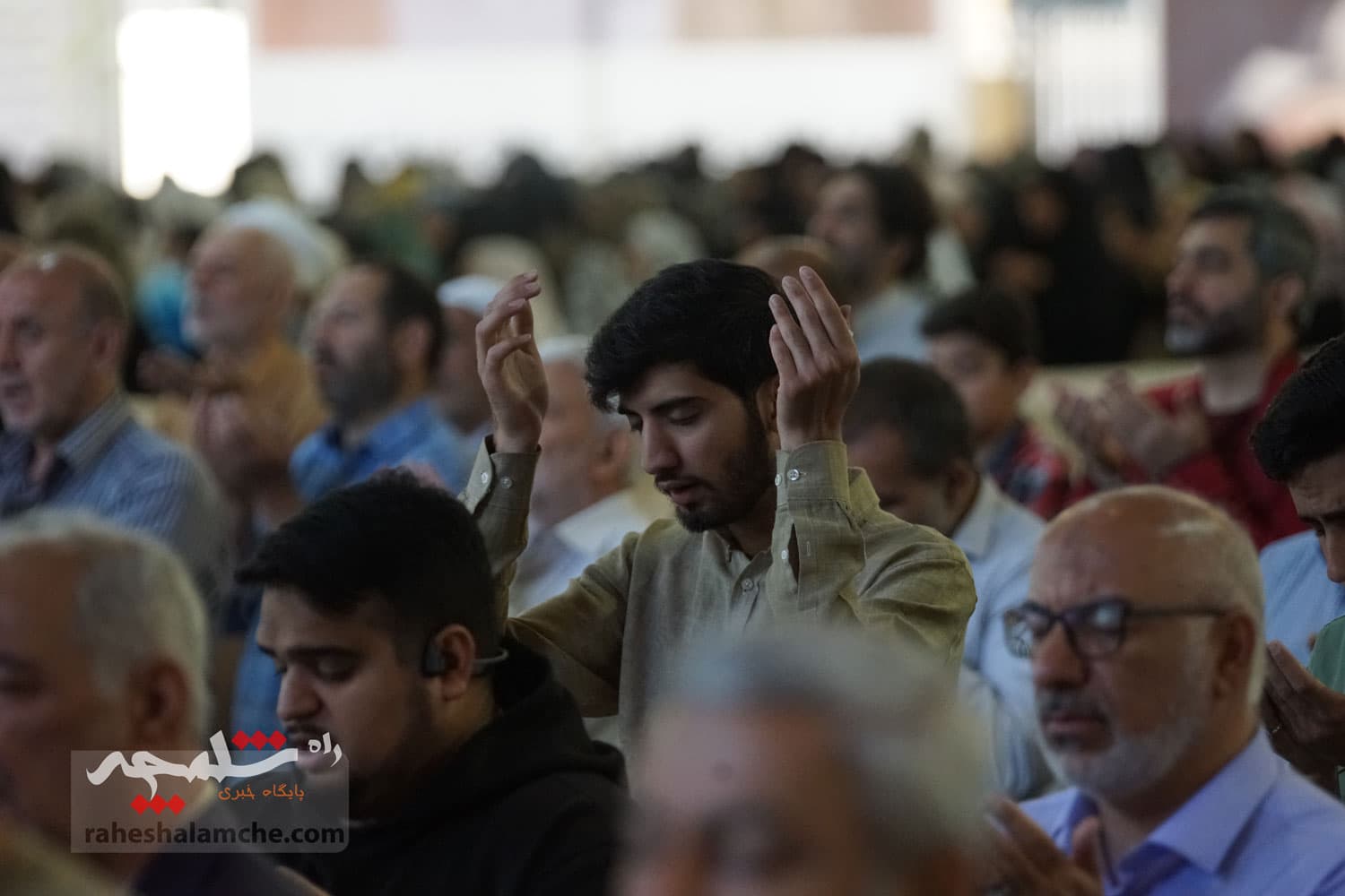 نماز عید قربان در دانشگاه تهران برگزار شد +تصاویر — تصویر 62