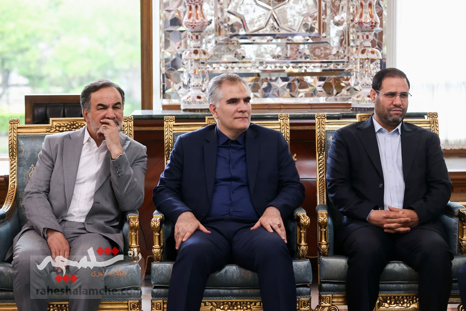 دیدار نوروزی قالیباف با مسئولان نظام +تصاویر — تصویر 53
