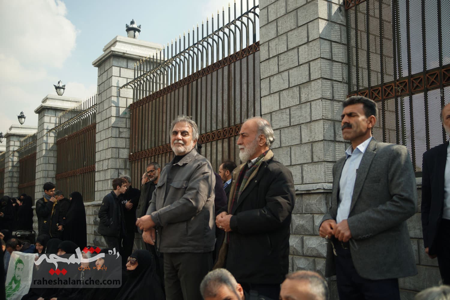 گزارش تصویری از تجمع مردمی امروز حامیان حجاب مقابل مجلس — تصویر 78