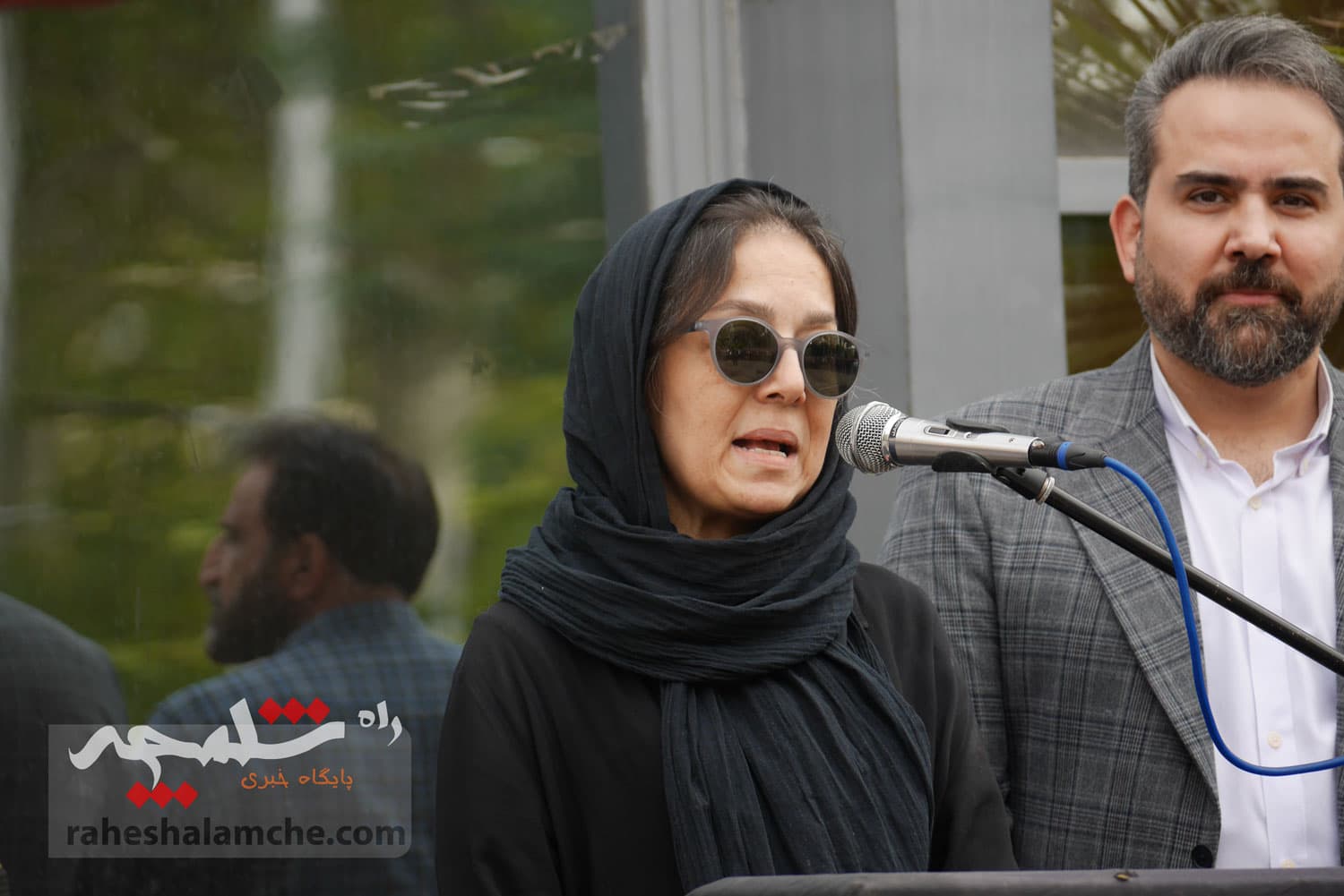 چه کسانی در مراسم تشییع پیکر «عمو ظلی» حضور دارشتند +تصاویر — تصویر 57