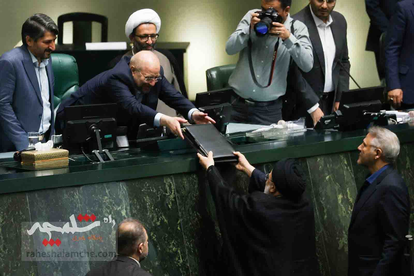 حاشیههای تصویری امروز صحن علنی مجلس — تصویر 66