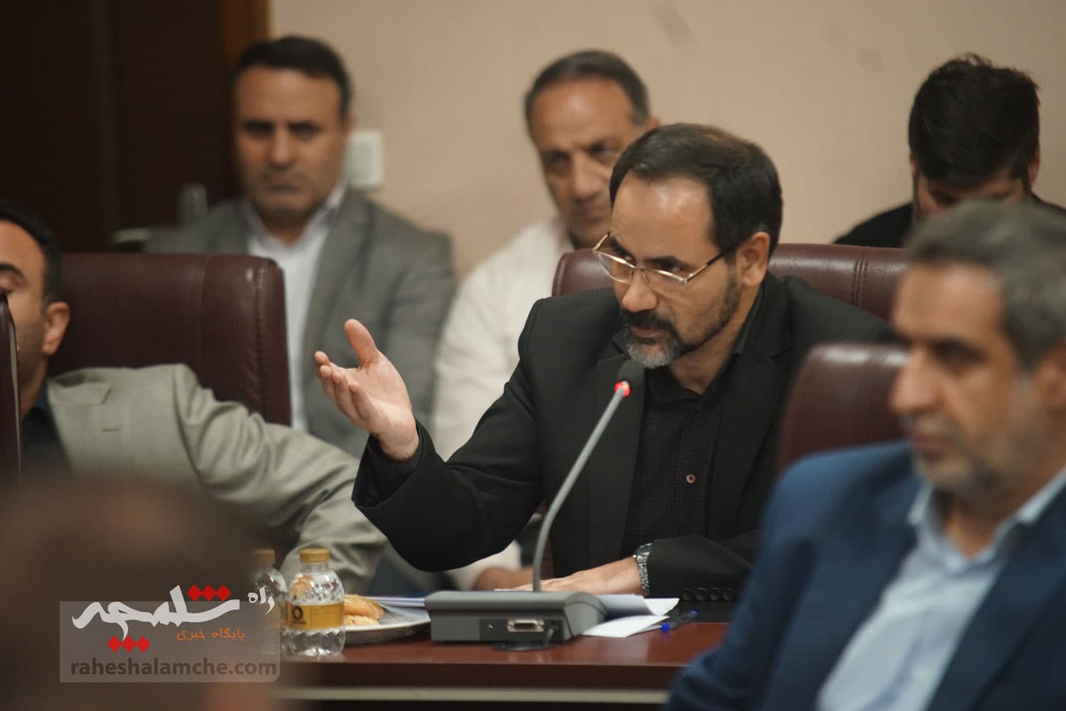 گزارش تصویری اولین روز کاری شهرام دبیری معاون پارلمانی رئیسجمهور — تصویر 21