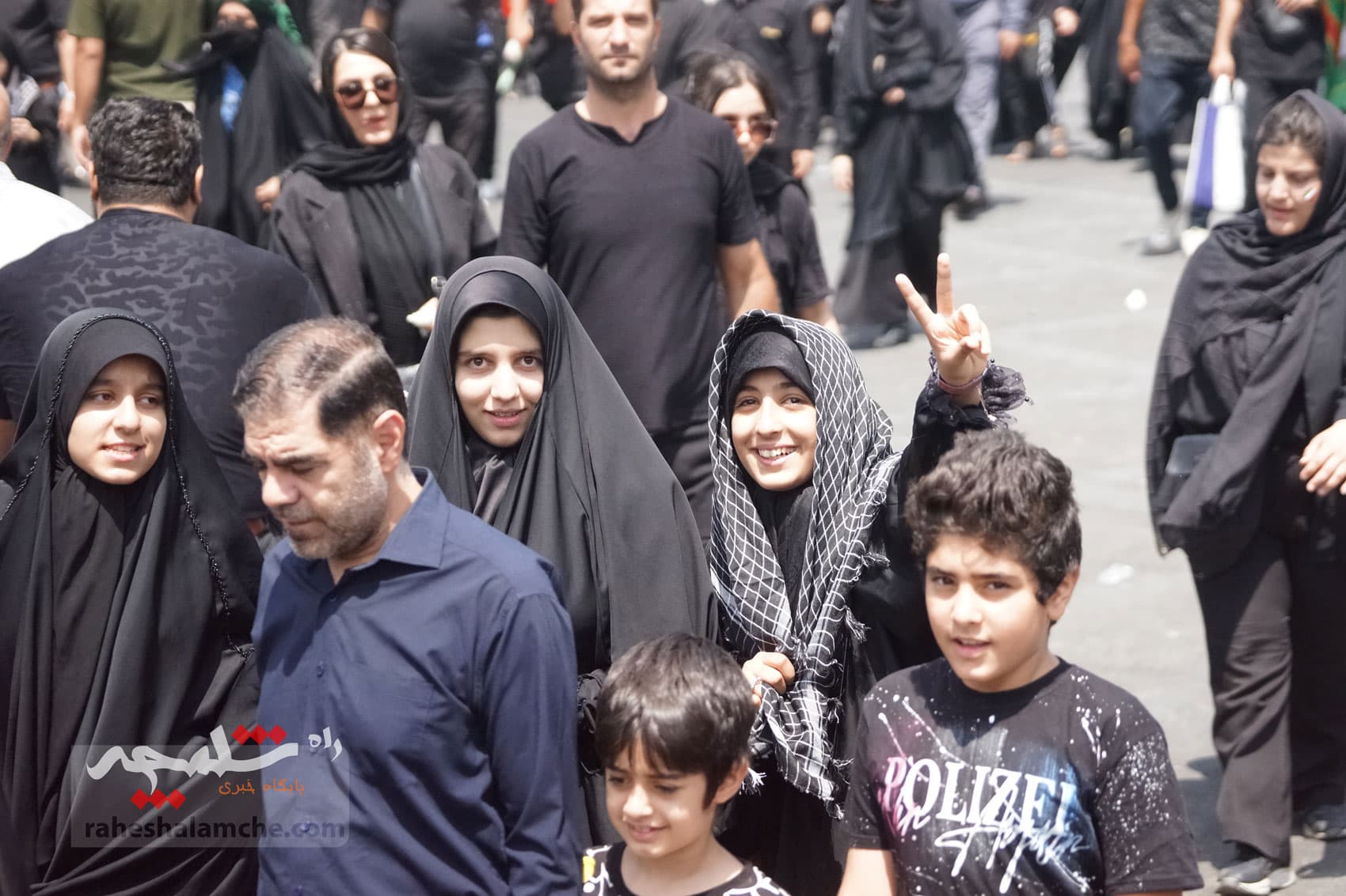 جاماندگان پیاده اربعین حسینی در تهران +تصاویر — تصویر 55