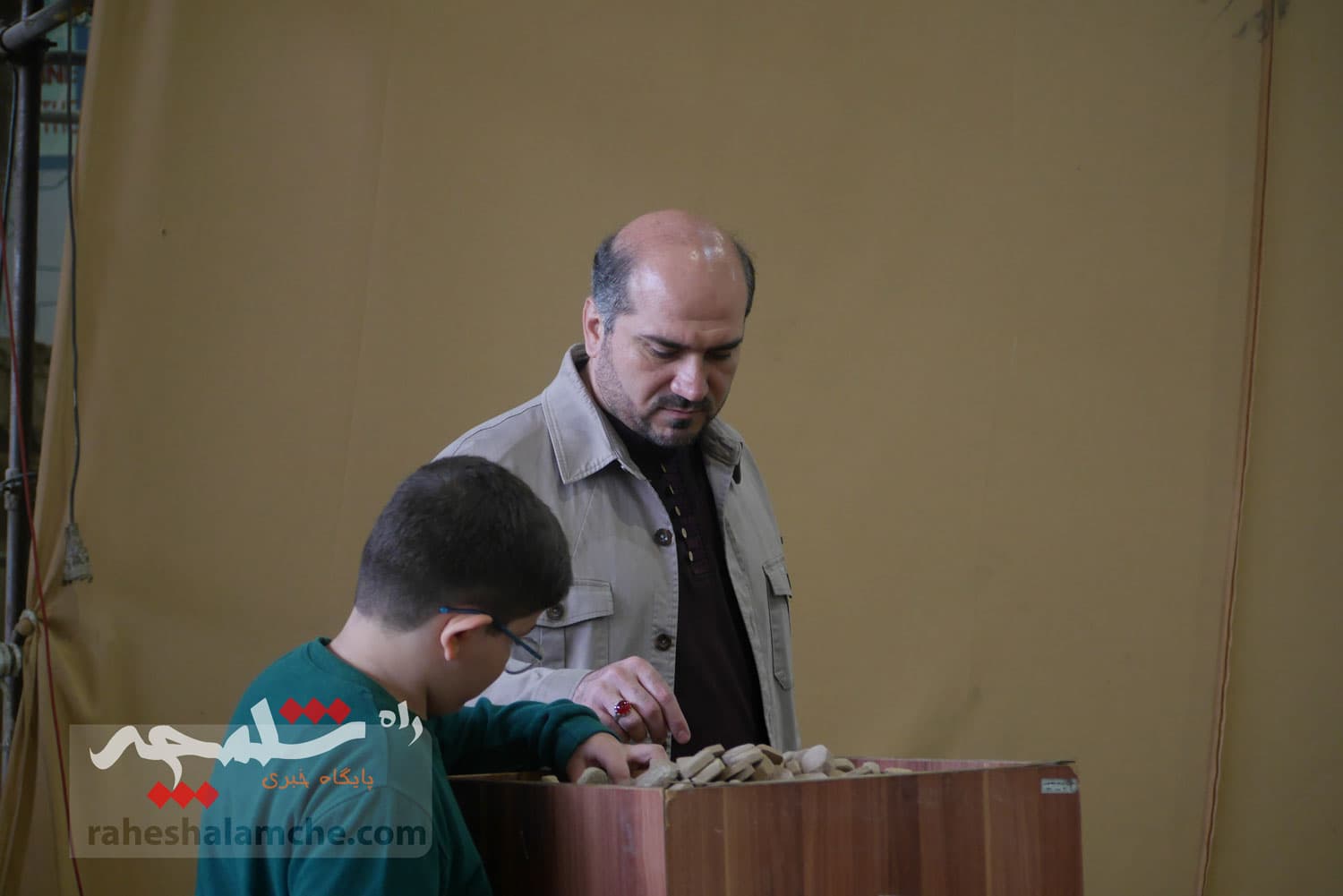 نماز جمعه 15 فروردین تهران برگزار شد +تصاویر — تصویر 31