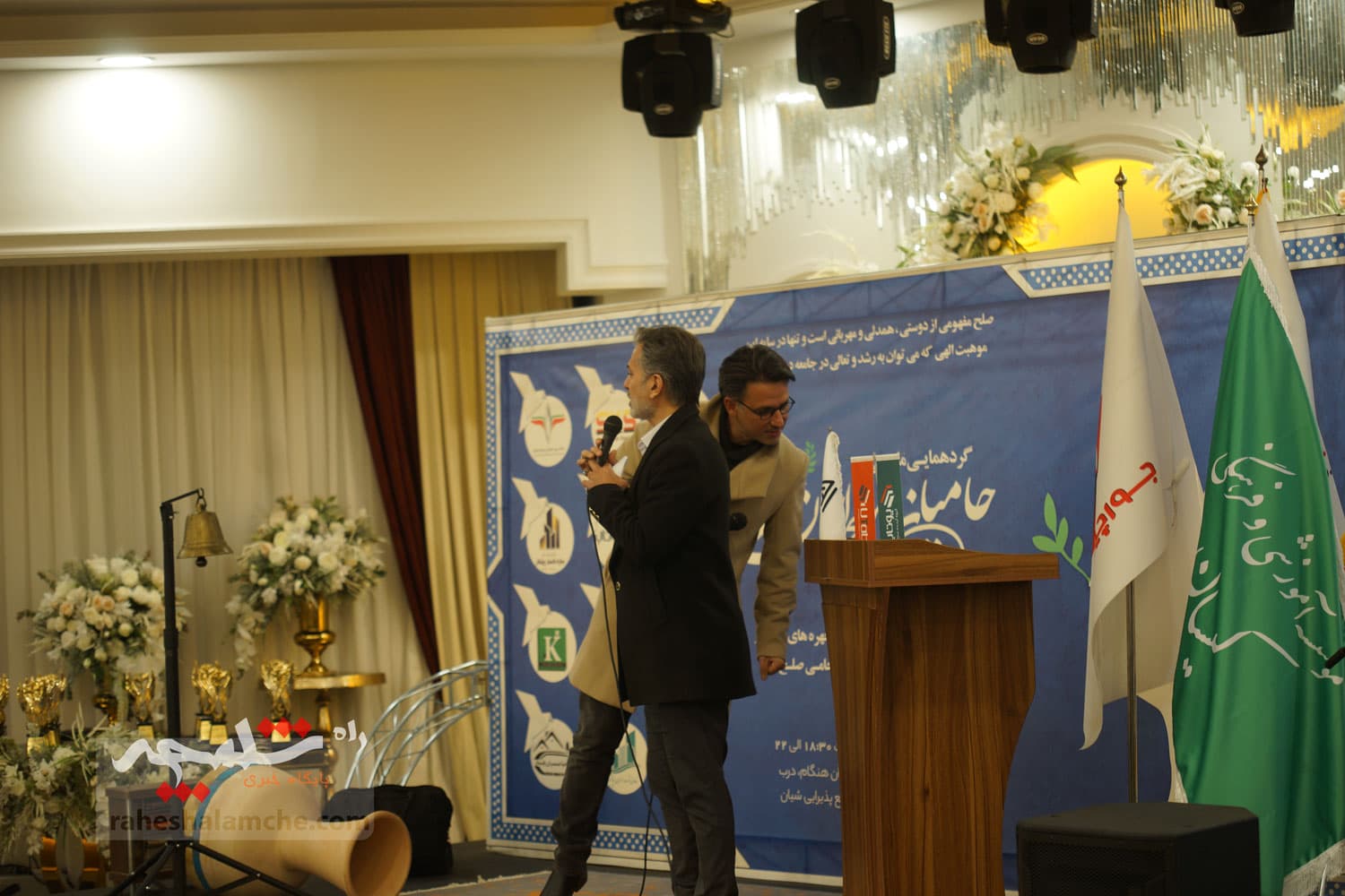 چه کسانی در نخستین کنگره ملی حامیان صلح ایران حضور داشتند؟ +تصاویر — تصویر 50