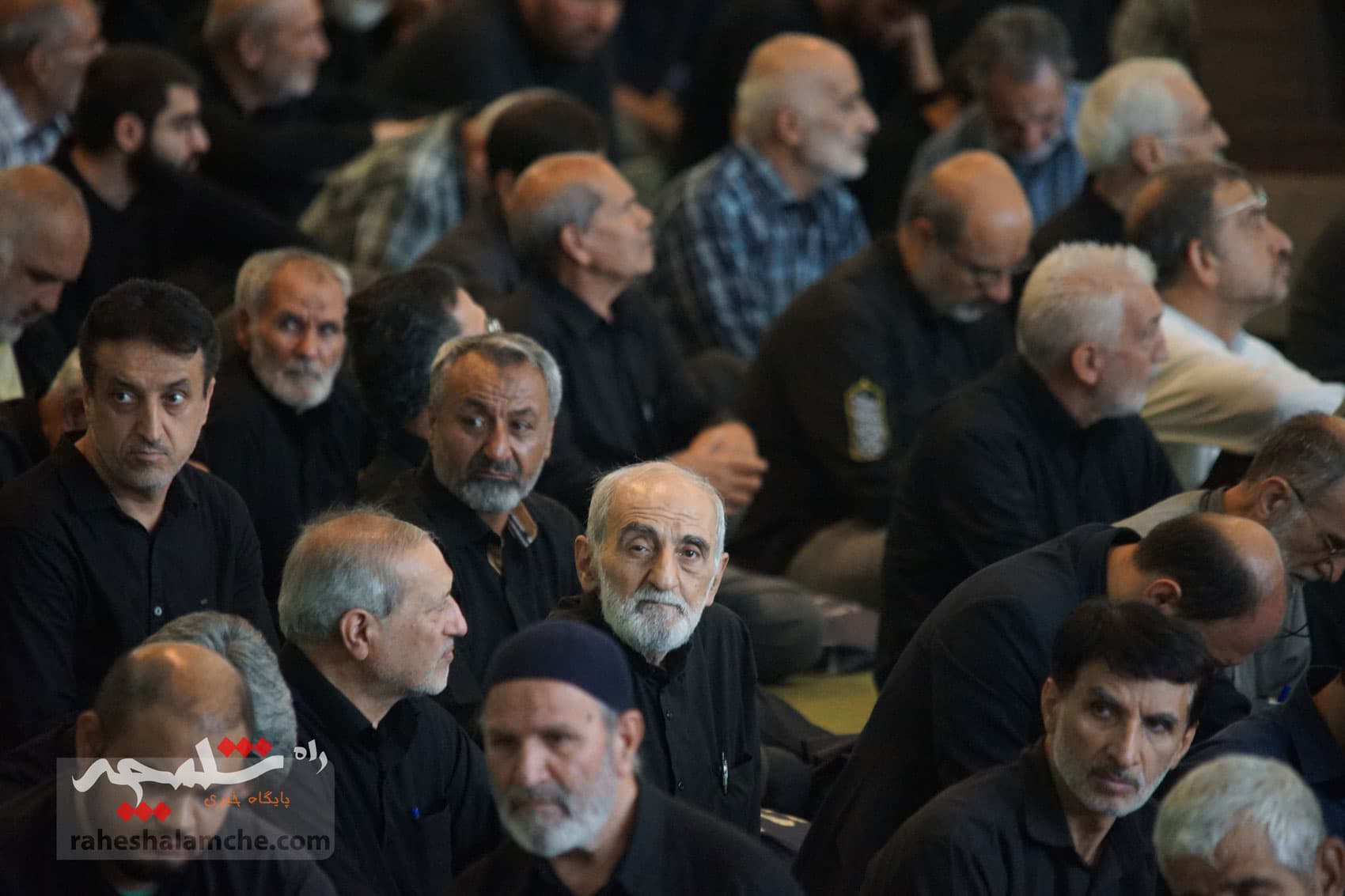 اولین نماز جمعه تهران در ماه محرم برگزار شد +تصاویر — تصویر 43
