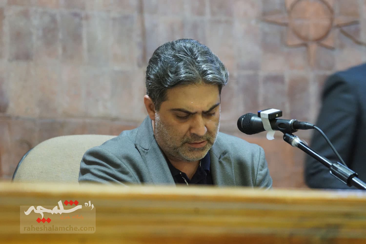 مراسم هفتمین روز درگذشت «محمدرضا درجاتی» +تصاویر — تصویر 71