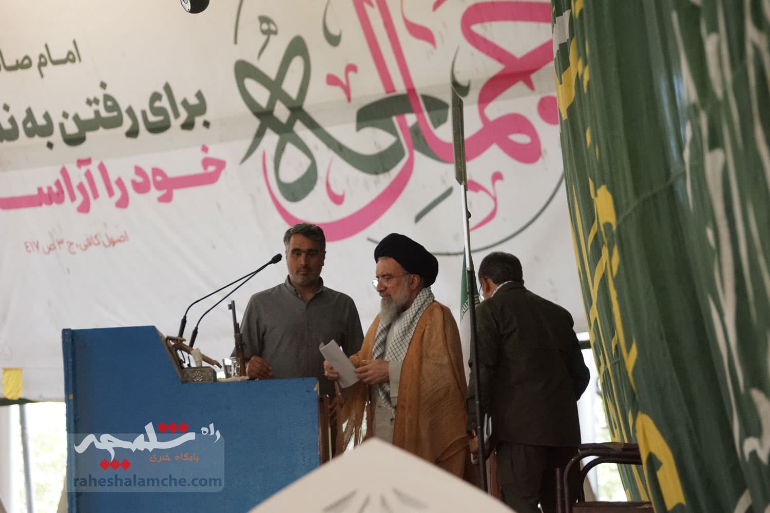 نماز جمعه تهران برگزار شد +تصاویر — تصویر 19