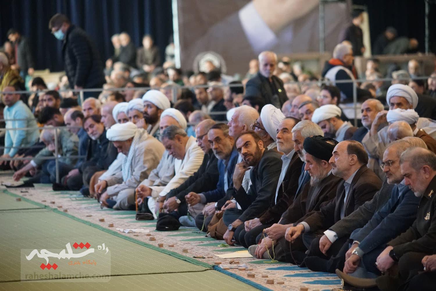 نماز جمعه این هفته تهران برگزار شد +تصاویر — تصویر 33