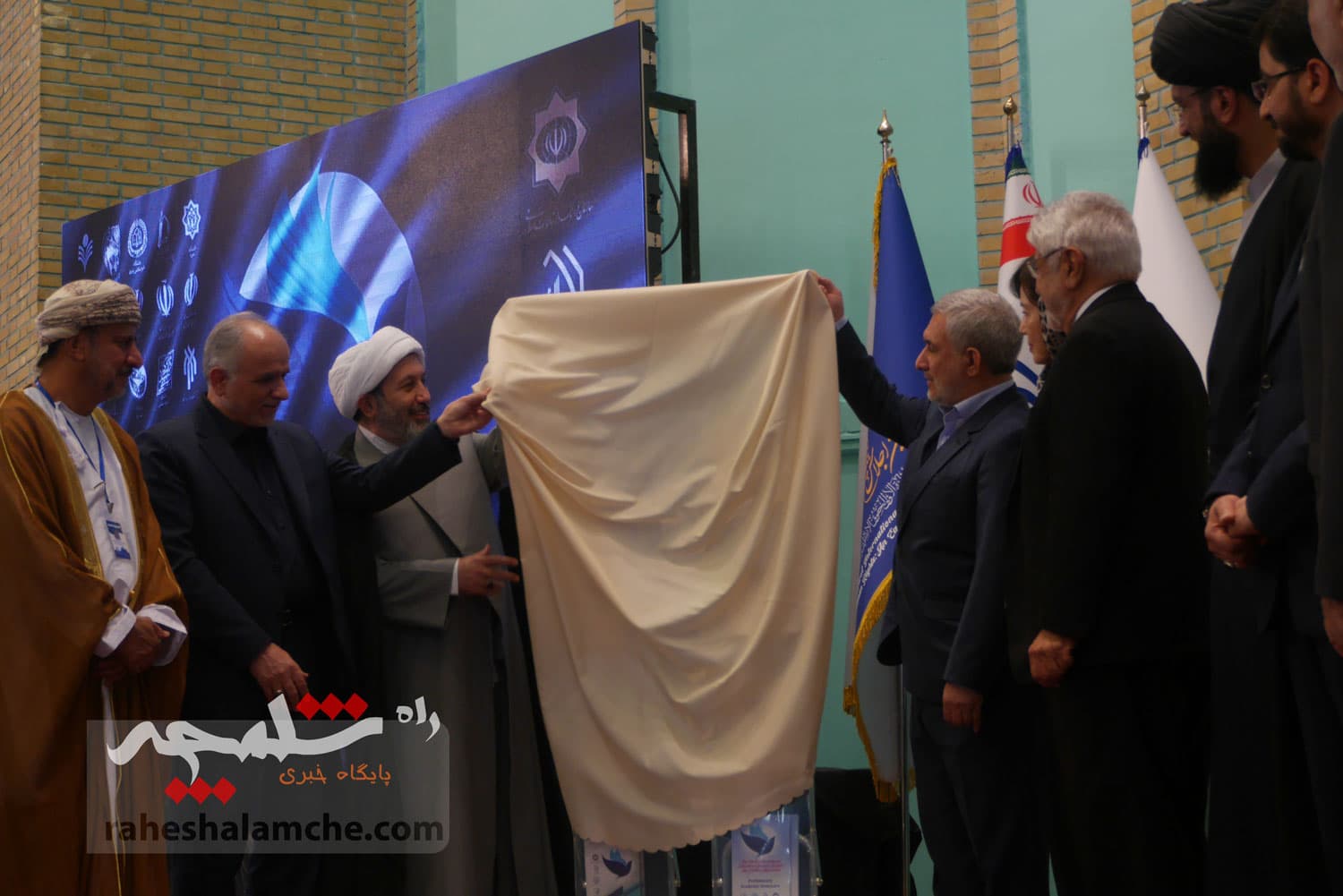 اولین همایش بینالمللی حقوق بشر در رهیافت شرقی برگزار شد — تصویر 147