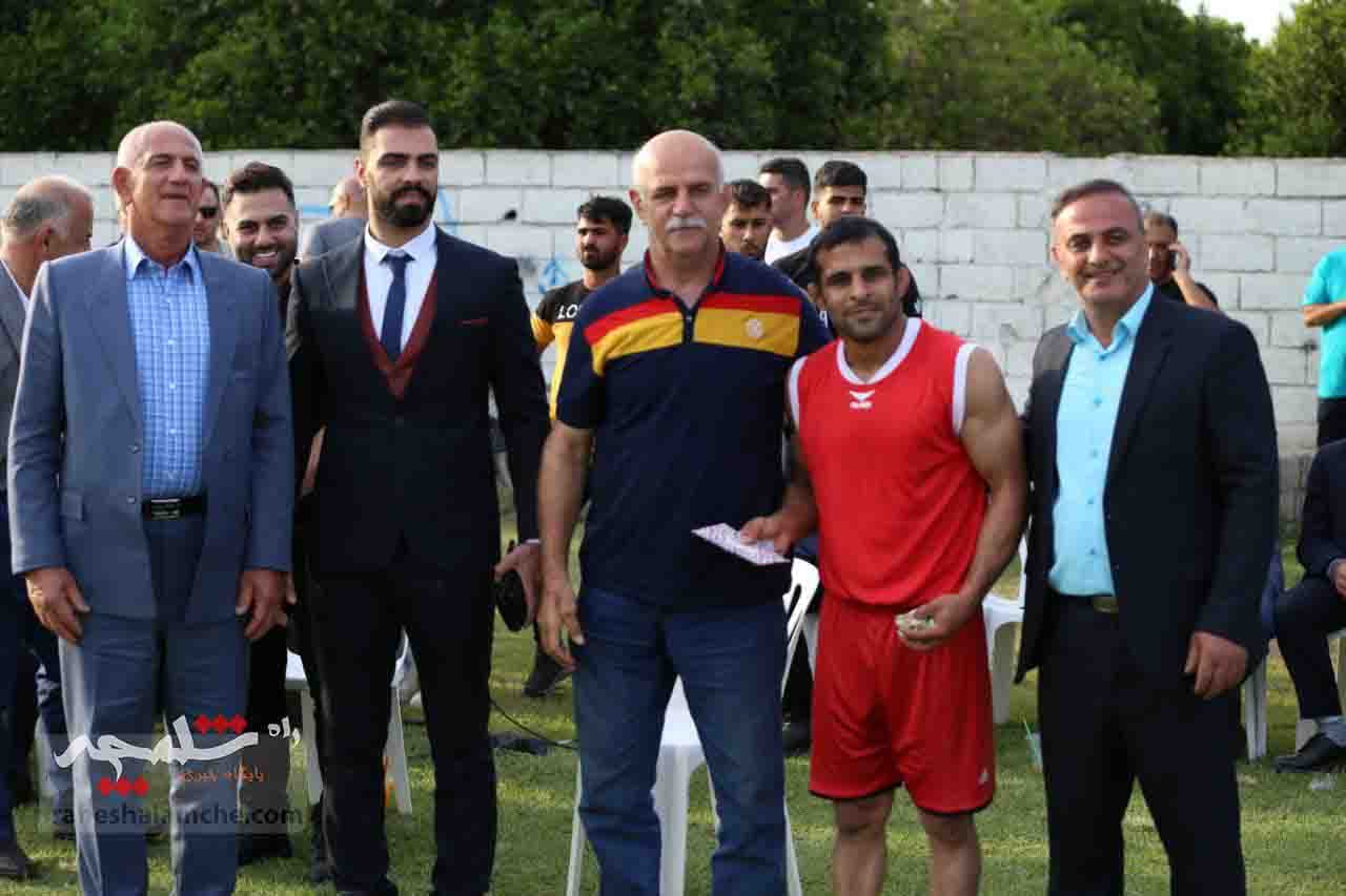 «کشتی لوچو» همراه با جشن عروسی در حضور «ببر مازندران» +تصاویر — تصویر 2