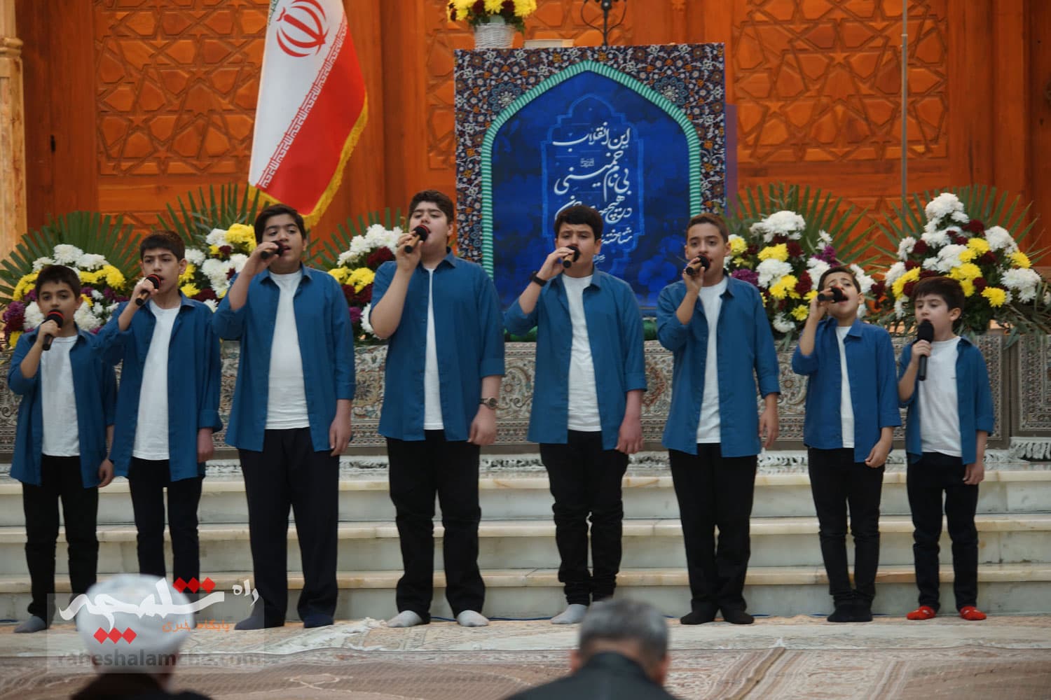 حال و هوای نمازجمعه 12 بهمن در حرم امام خمینی(ره) +تصاویر — تصویر 41