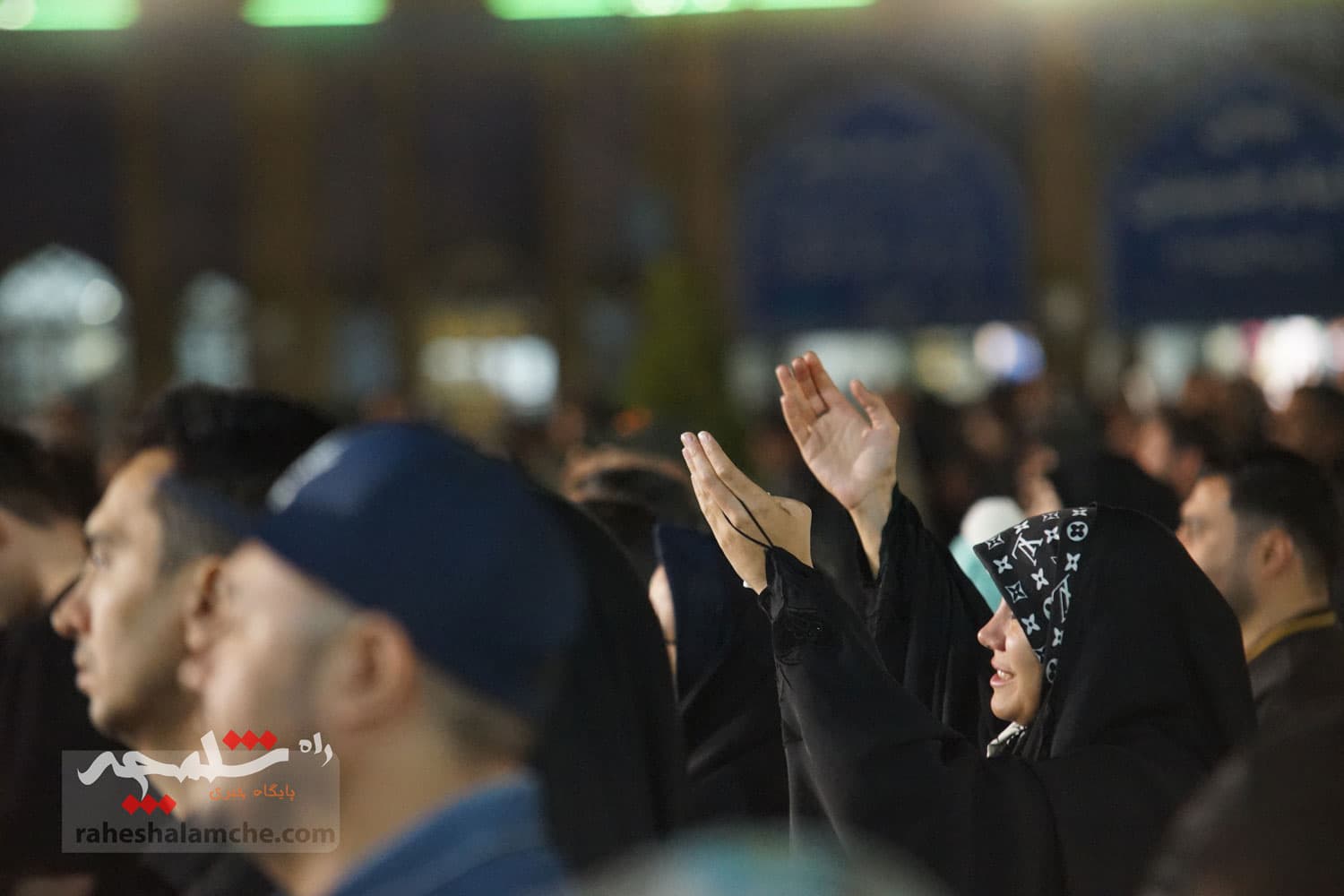 طنین نجوای «الهی العفو» دومین شب قدر در حرم عبدالعظیم حسنی(ع) +تصاویر — تصویر 56