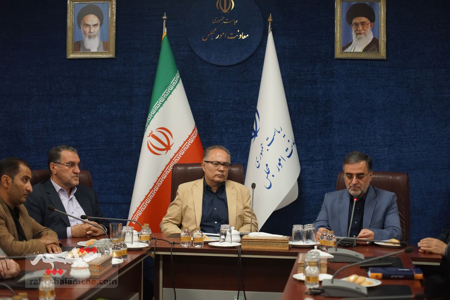 گزارش تصویری اولین روز کاری شهرام دبیری معاون پارلمانی رئیسجمهور — تصویر 22
