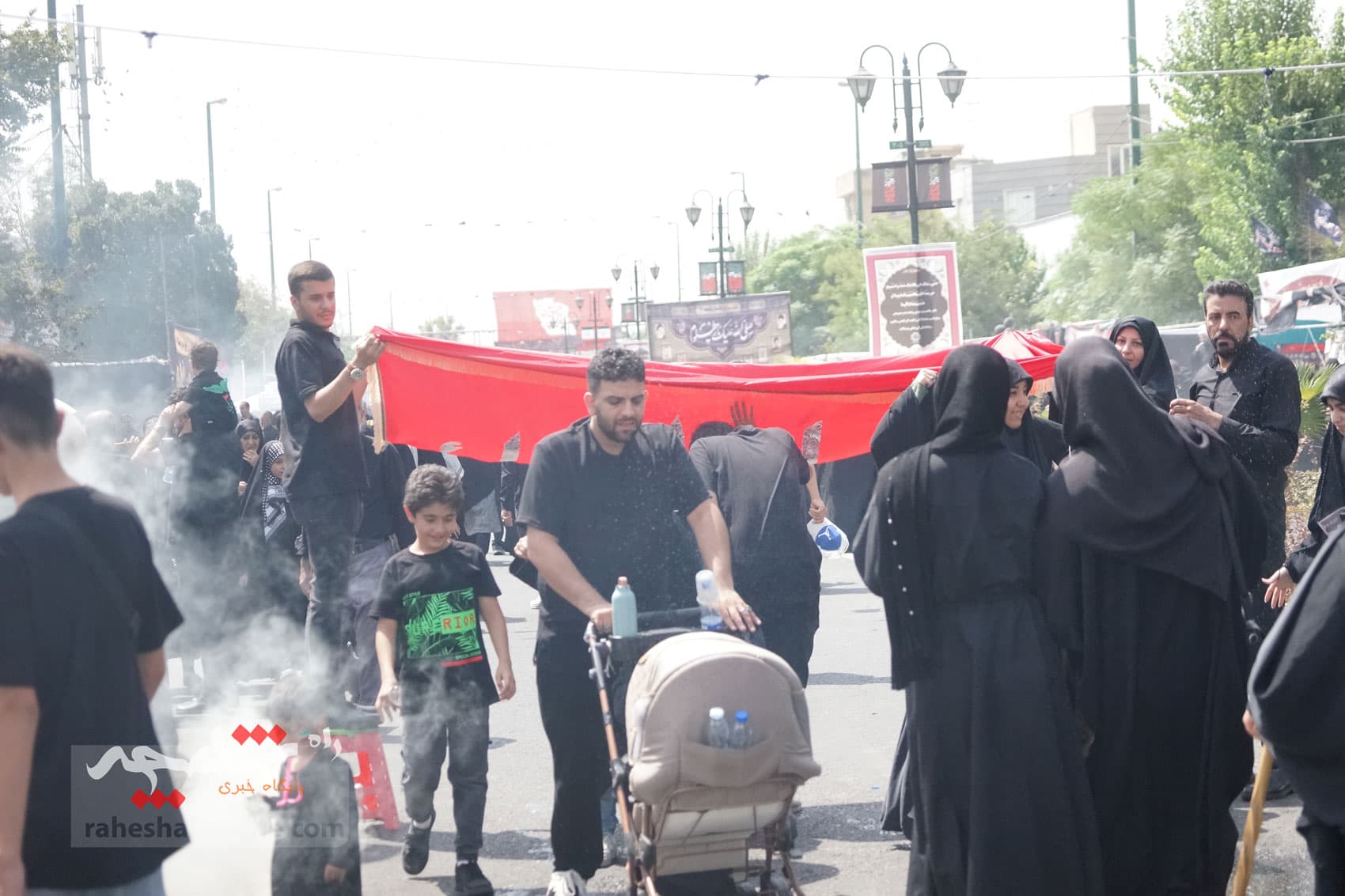 جاماندگان پیاده اربعین حسینی در تهران +تصاویر — تصویر 10