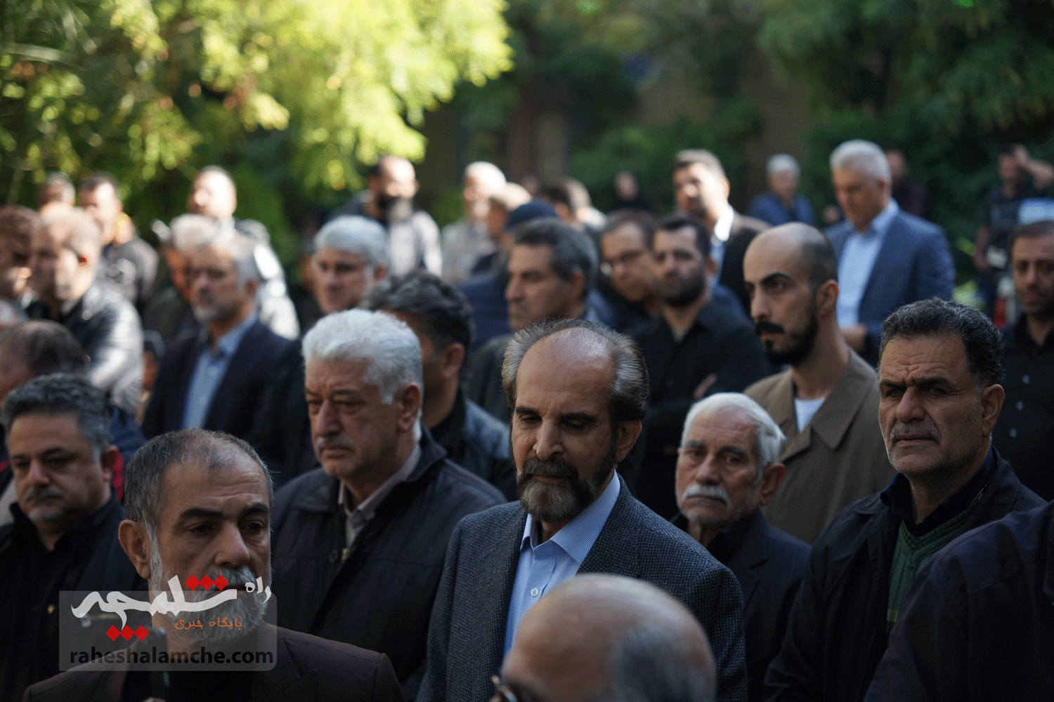 پیکر علیاکبر سفیدگران تشییع شد +تصاویر — تصویر 19