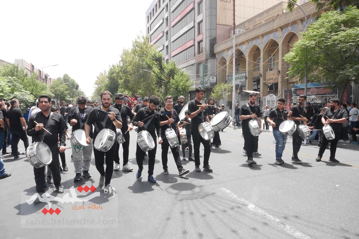 دسته عزادارای خاص در تهران +تصاویر — تصویر 26