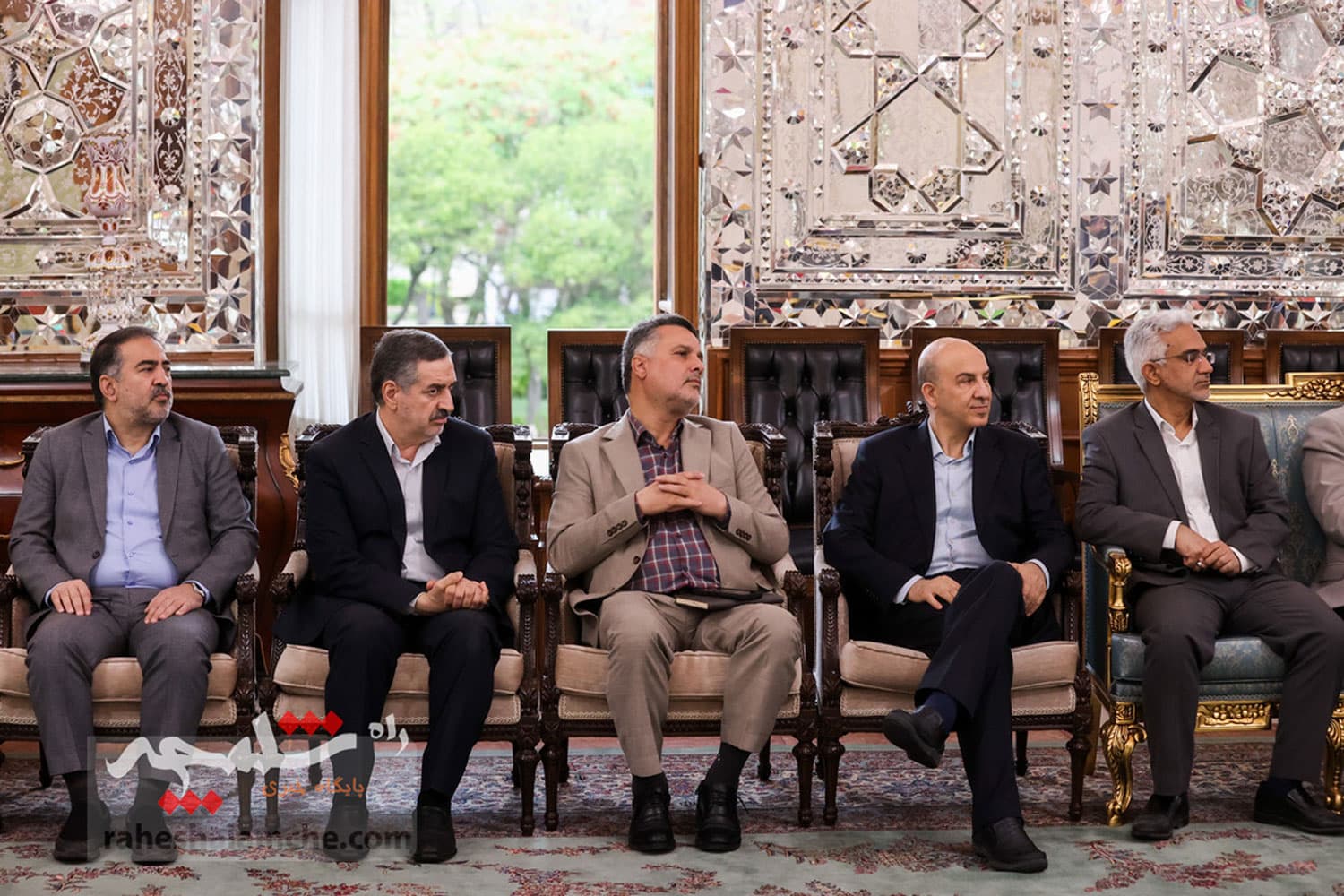 دیدار نوروزی قالیباف با مسئولان نظام +تصاویر — تصویر 63