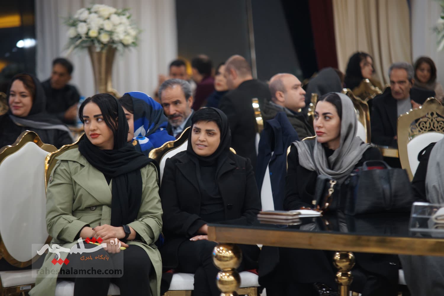 چه کسانی در نخستین کنگره ملی حامیان صلح ایران حضور داشتند؟ +تصاویر — تصویر 86