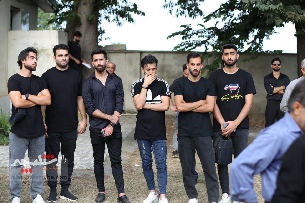 مراسم تشییع بازیکن تیم شهرداری همدان برگزار شد +تصاویر و فیلم — تصویر 17