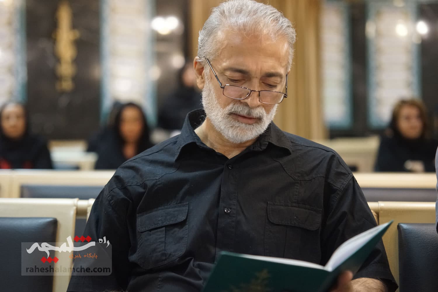 همه چهرههای مشهوری که در مراسم ختم زهره حمید حضور داشتند +تصاویر — تصویر 52