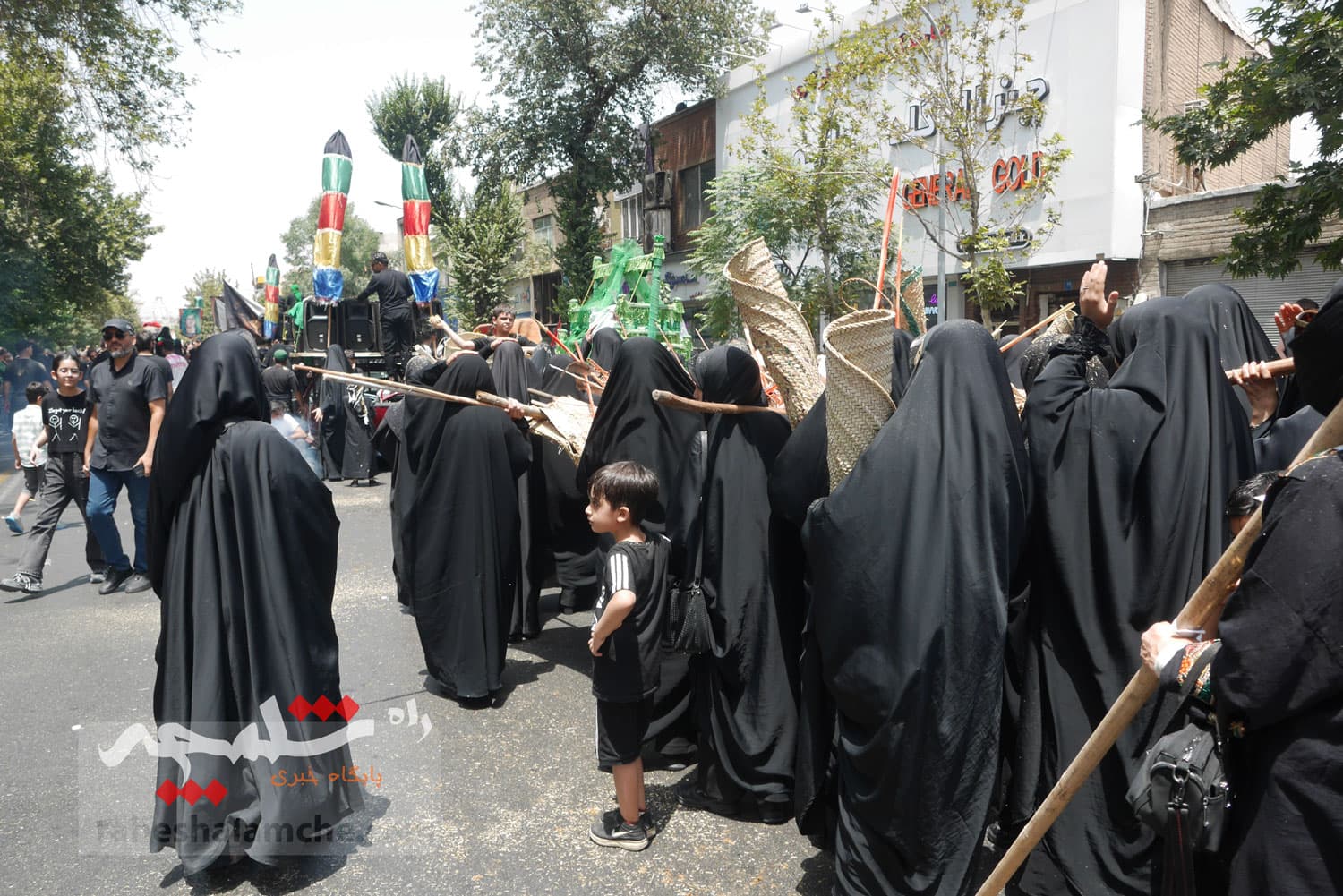 دسته عزادارای خاص در تهران +تصاویر — تصویر 71