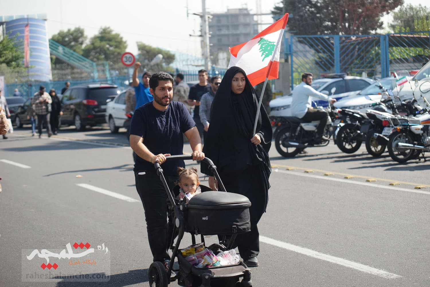 حاشیههای تصویری نمازجمعه امروز تهران — تصویر 47