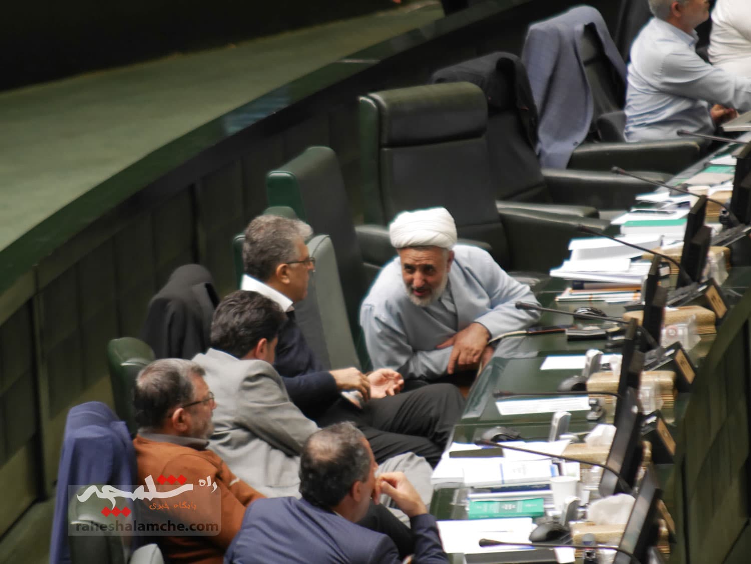 گزارش تصویری اولین روز بررسی لایحه بودجه 1404 مجلس شورای اسلامی — تصویر 49
