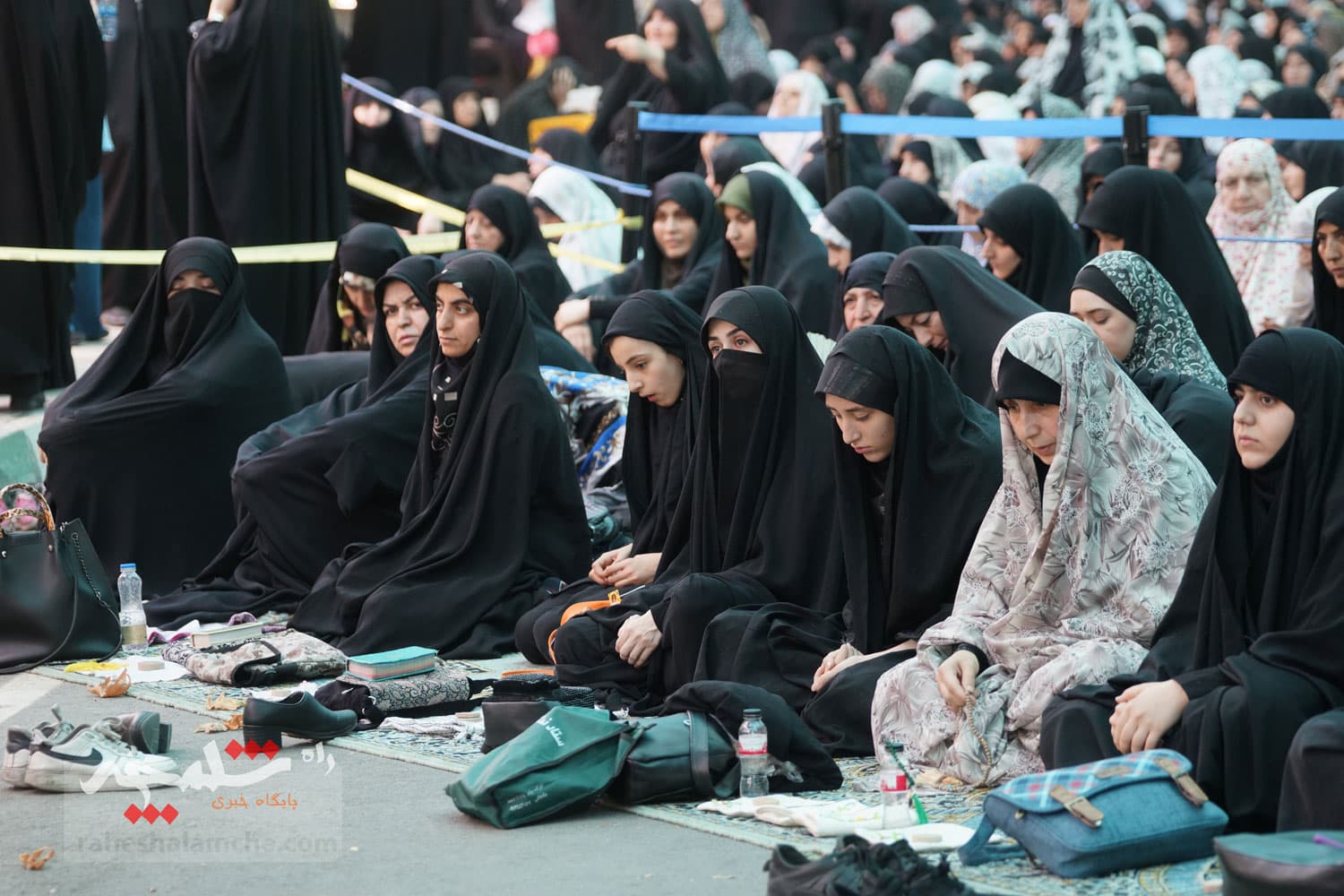 نماز جمعه تهران در اولین روز ماه محرم حسینی برگزار شد +تصاویر — تصویر 32