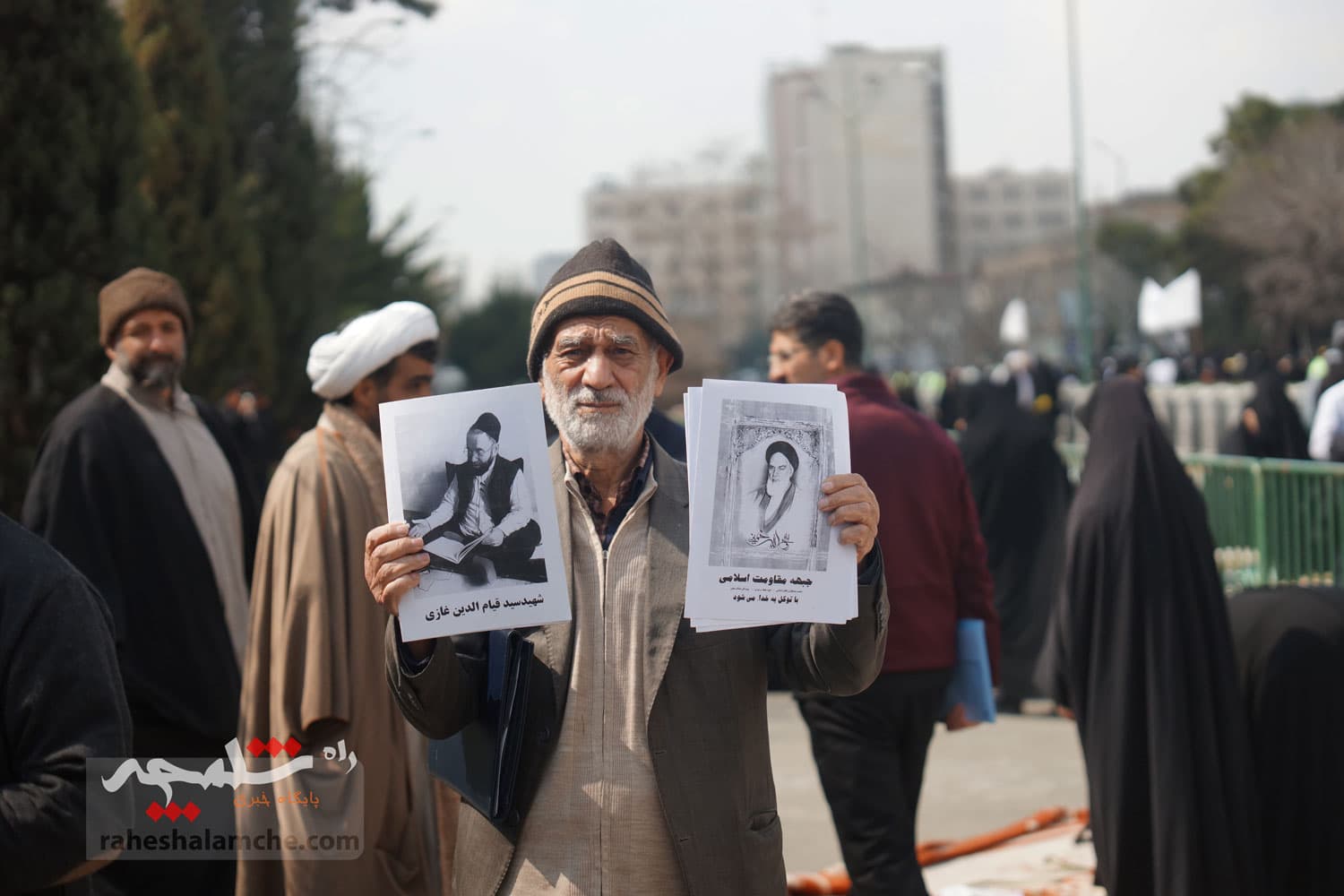 گزارش تصویری از تجمع مردمی امروز حامیان حجاب مقابل مجلس — تصویر 7