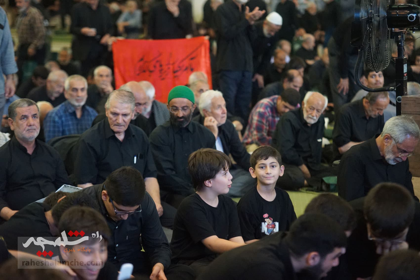 اولین نماز جمعه تهران در ماه محرم برگزار شد +تصاویر — تصویر 20