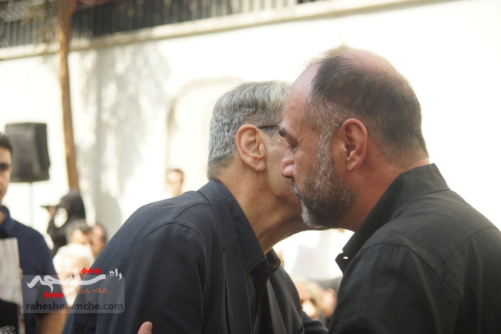 تصاویر کاملی از مراسم وداع با «سعید راد» در خانه سینما — تصویر 20
