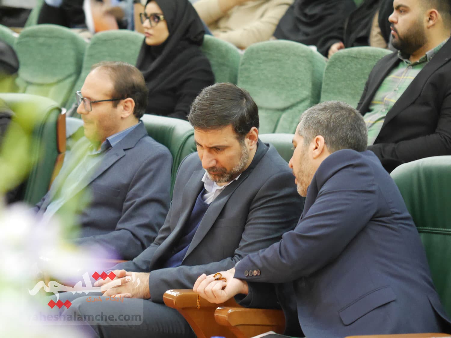 نشست صمیمی طحاننظیف با دانشجویان دانشگاه آزاد واحد مرکز +تصاویر — تصویر 3