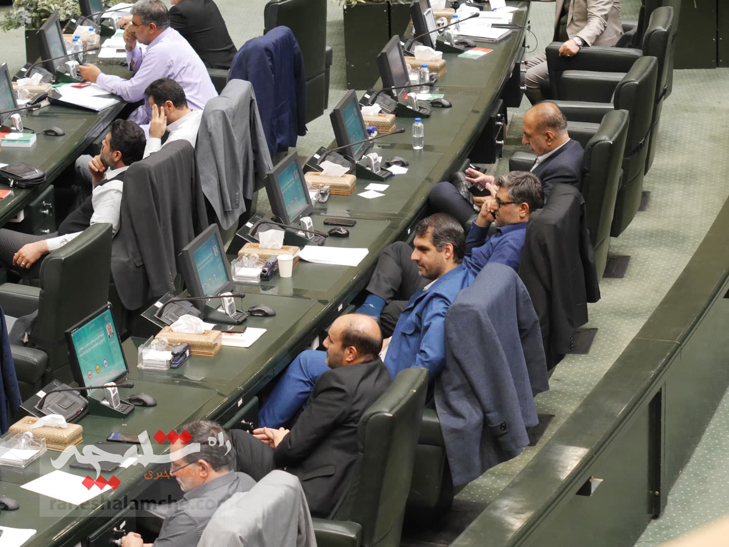 دومین روز بررسی بودجه 1404 در صحن علنی مجلس چه گذشت؟ +تصاویر — تصویر 46