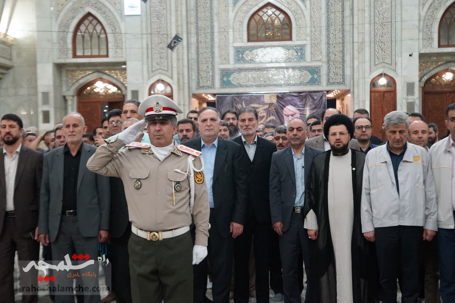 تجدید میثاق کارکنان شرکت دخانیات ایران با آرمانهای امام خمینی(ره) +تصاویر — تصویر 7