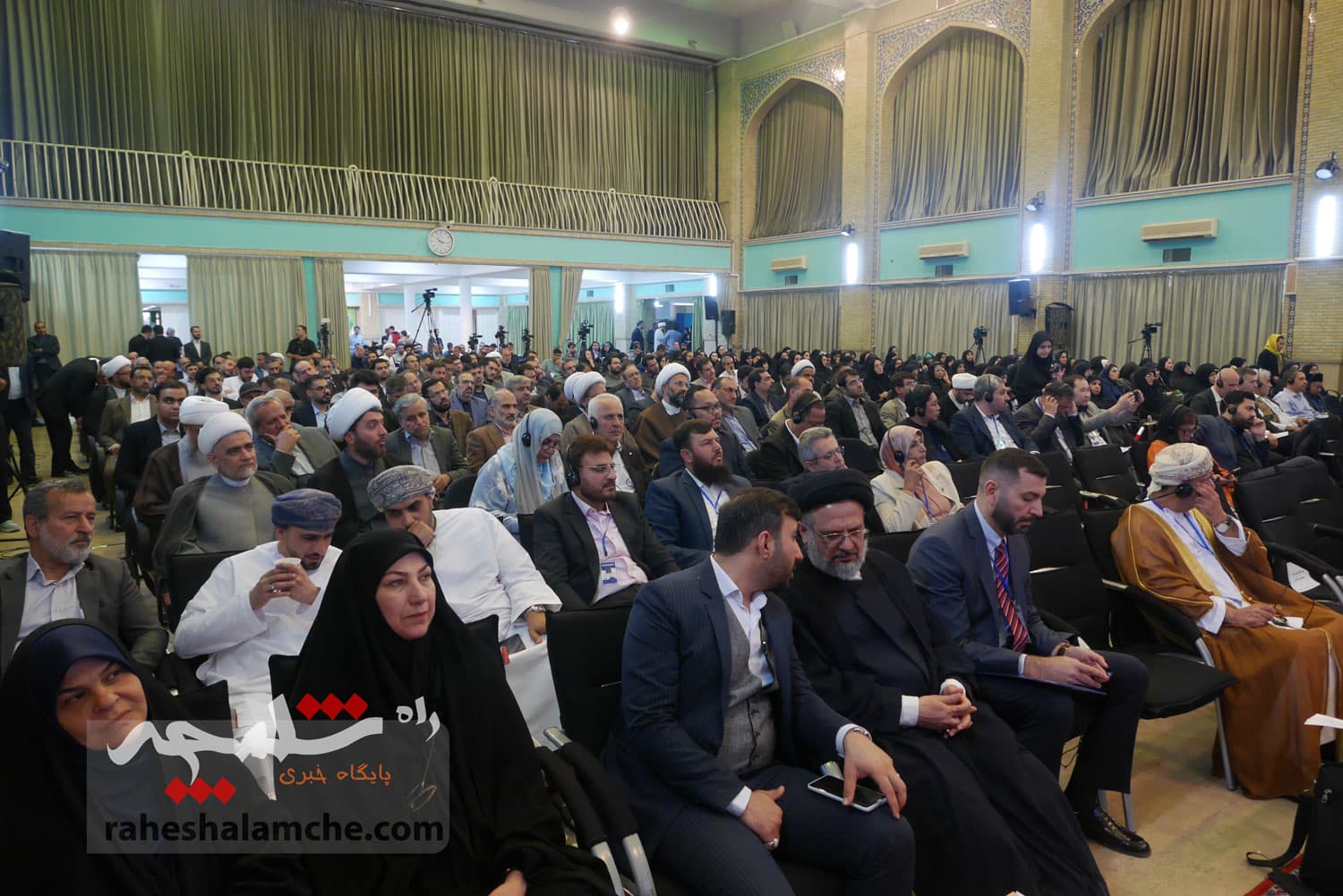 اولین همایش بینالمللی حقوق بشر در رهیافت شرقی برگزار شد — تصویر 127