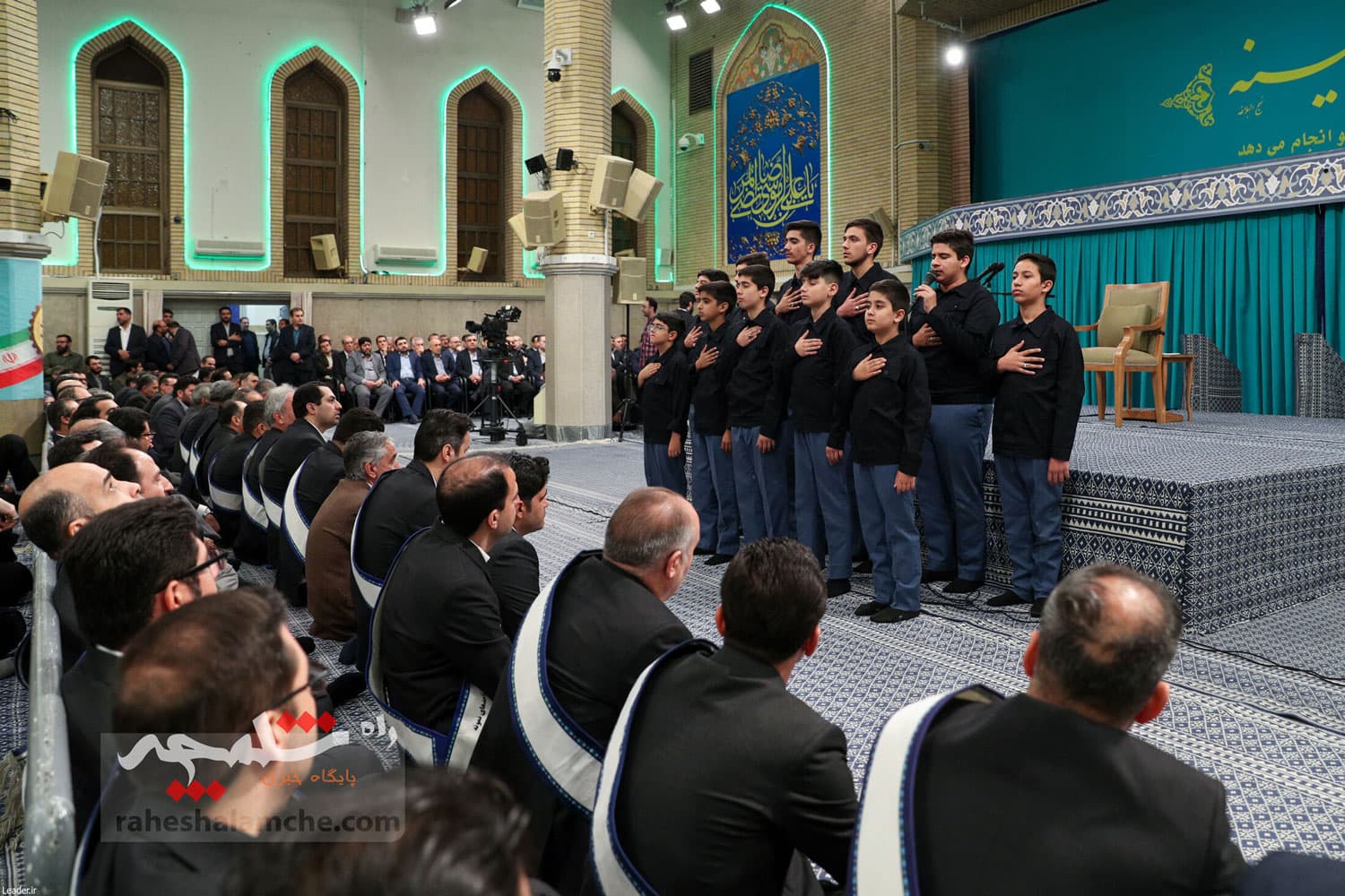 دیدار هزاران کارگر با رهبر انقلاب +تصاویر — تصویر 18