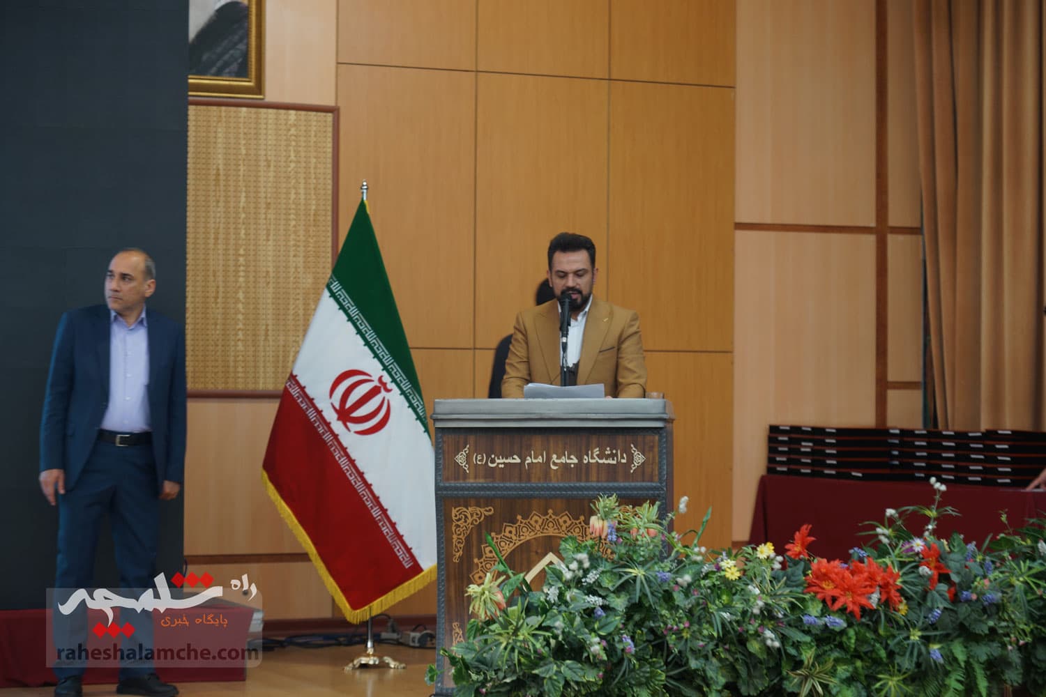 تجلیل از منتخبان جشنواره پژوهشی و فناوری در دانشگاه جامع امام حسین(ع) +تصاویر — تصویر 103