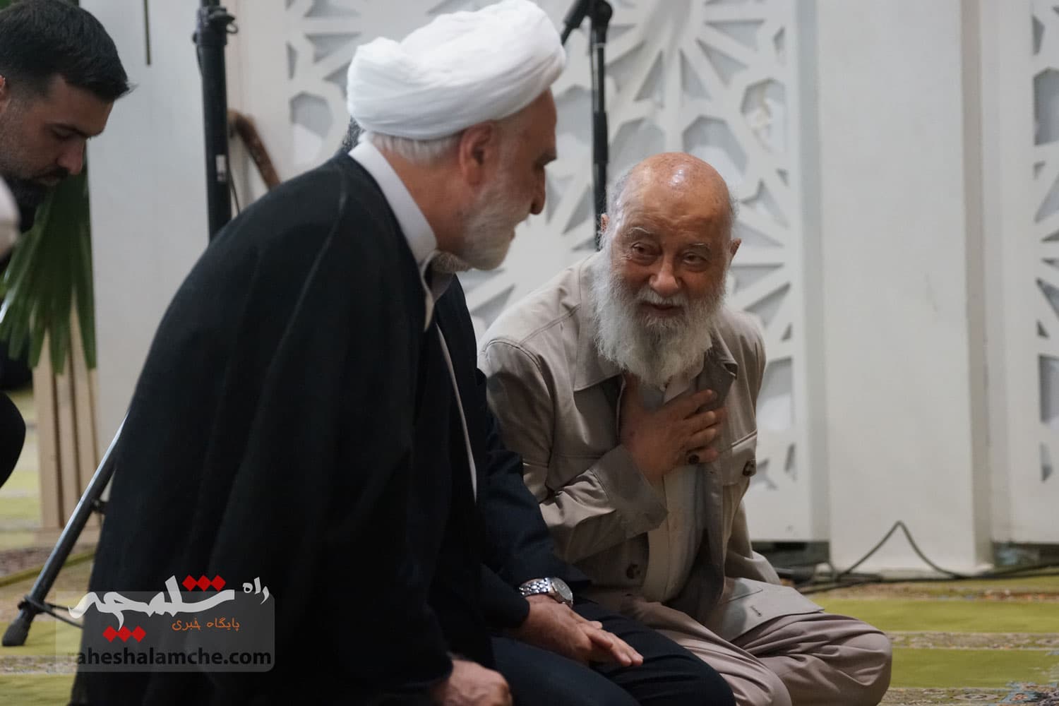 نماز عید قربان در دانشگاه تهران برگزار شد +تصاویر — تصویر 5