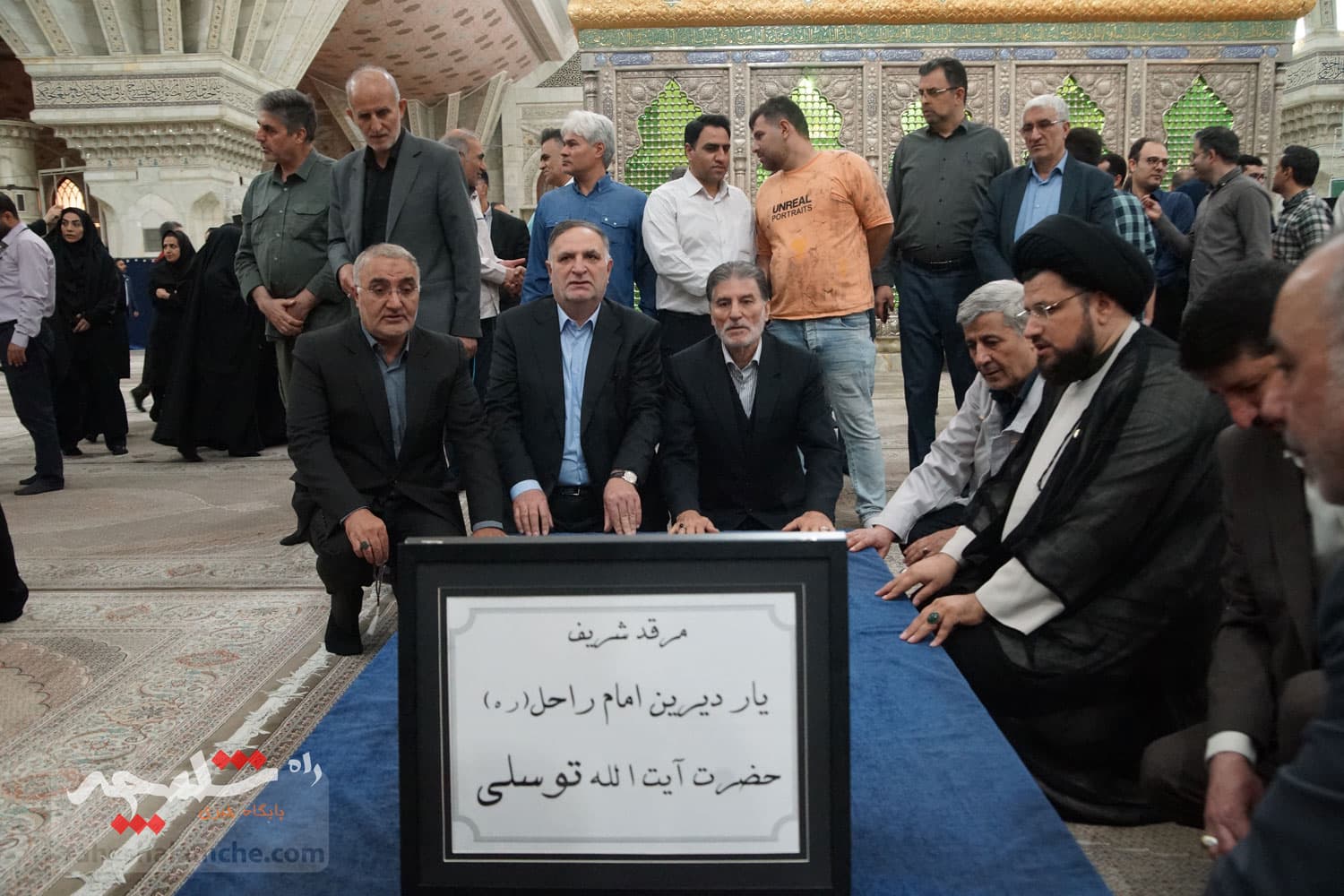 تجدید میثاق کارکنان شرکت دخانیات ایران با آرمانهای امام خمینی(ره) +تصاویر — تصویر 23
